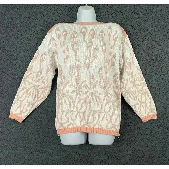 VTG Diane Von Furstenberg White Soft Pink Pullover Knit Sweater SMALL Deadstock - Picture 9 of 9
